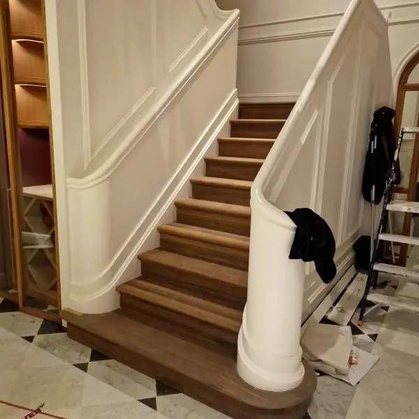 Eiken trap met Klassieke Borstwering 1